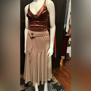 # 17  10 Traditions, Midi Skirt, Size Small